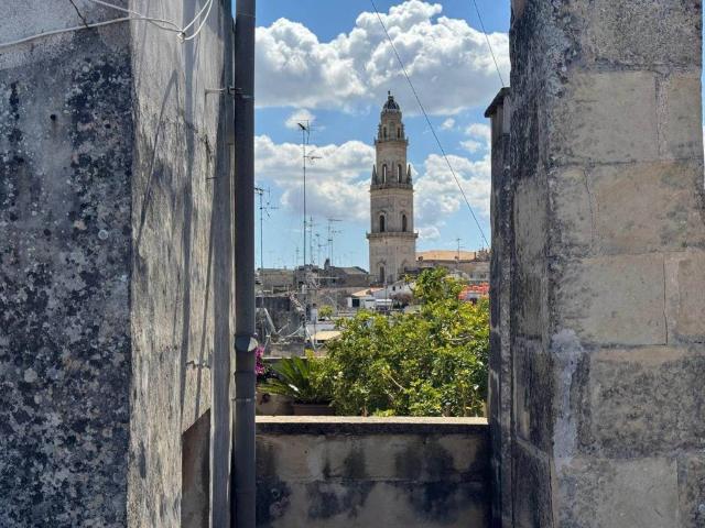 Palazzo in vendita a Puglia, Lecce