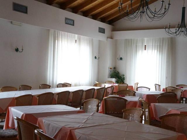 Palazzo in vendita a Comunità Alto Garda e Ledro, Molina Di Ledro