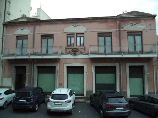 Palazzo in vendita a Lentini, Sicilia