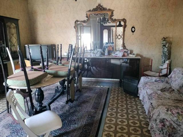 Palazzo in vendita a Lentini, Sicilia