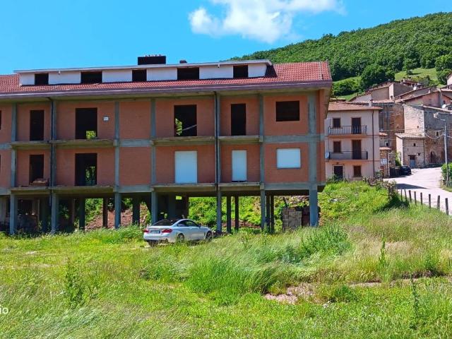 Palazzo in vendita a San Giovenale, Leonessa
