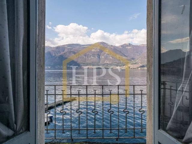 Palazzo in vendita a Lezzeno, Lombardia