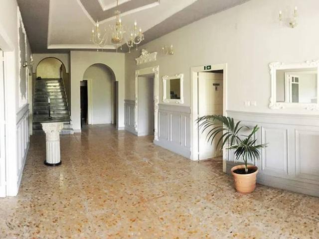 Palazzo in vendita a Liberi, Campania
