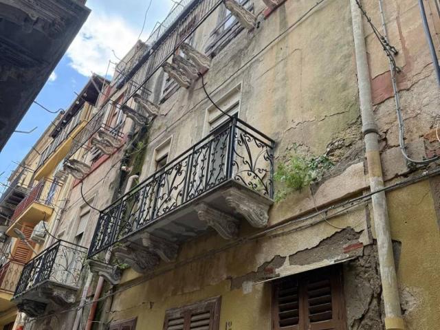 Palazzo in vendita a Santa Maria, Licata