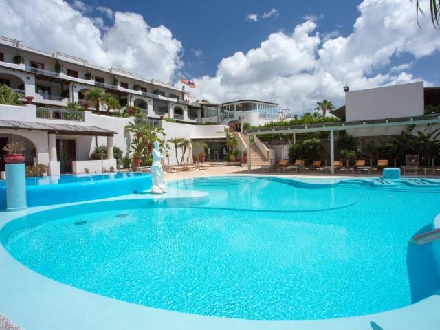 Palazzo in vendita a Panarea, Sicilia