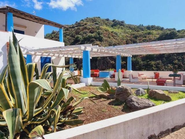 Palazzo in vendita a Capistello, Panarea