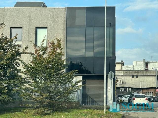 Palazzo in vendita a Aliprandi, Lissone