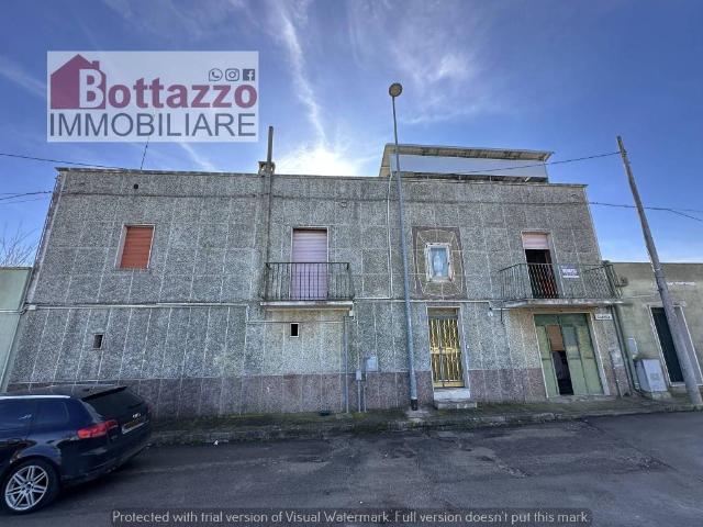 Palazzo in vendita a Puglia, Taranto