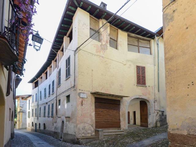 Palazzo in vendita a Comunità Montana Valli del Verbano, Castello Cabiaglio