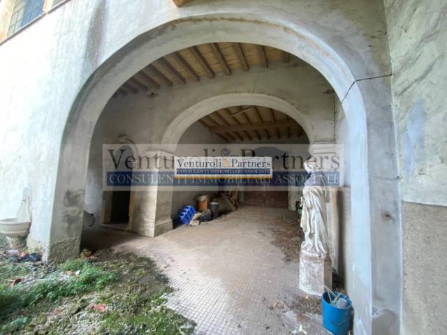 Palazzo in vendita a Lonato, Lombardia