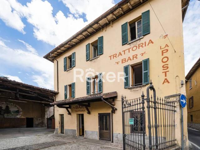 Palazzo in vendita a Longone Al Segrino, Lombardia