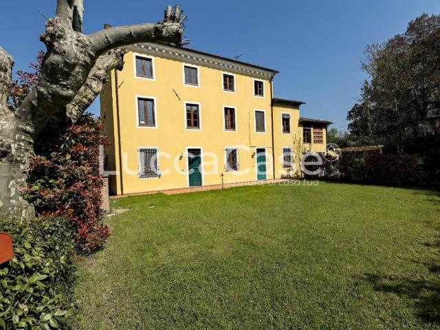 Palazzo in vendita a Santa Maria a Colle, Bagni Di Lucca Ponte