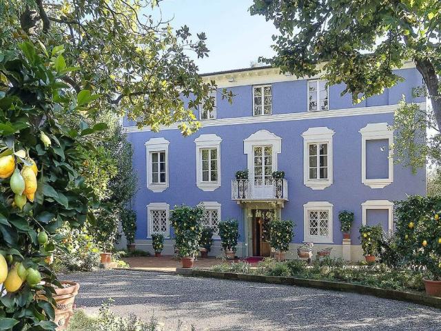 Palazzo in vendita a Vicopelago, Bagni Di Lucca Ponte