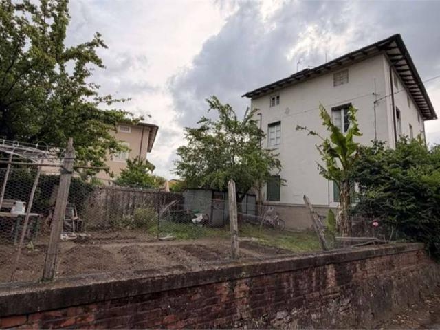 Palazzo in vendita a Bagni Di Lucca Ponte, Toscana