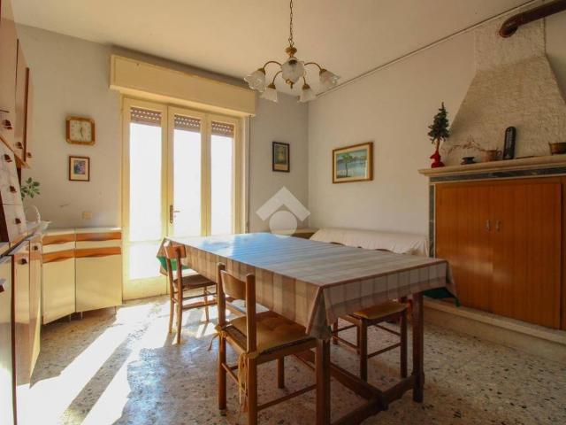 Palazzo in vendita a Comunità montana della valle Trompia, Lumezzane