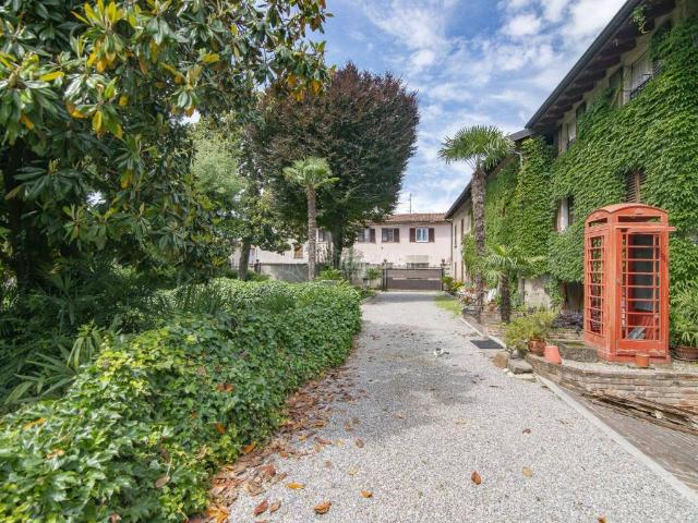 Palazzo in vendita a Lurano, Lombardia