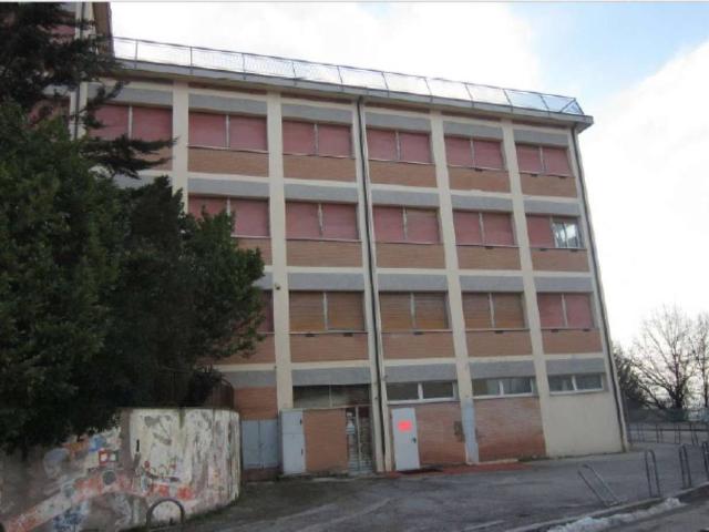 Palazzo in vendita a Santa Croce, Marche
