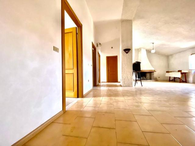 Palazzo in vendita a Macomer, Sardigna/Sardegna