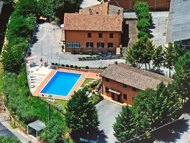 Palazzo in vendita a Magione, Umbria