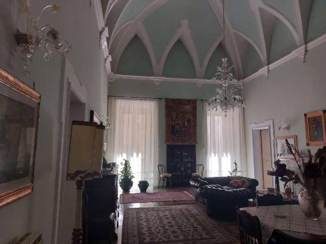 Palazzo in vendita a Puglia, Taranto