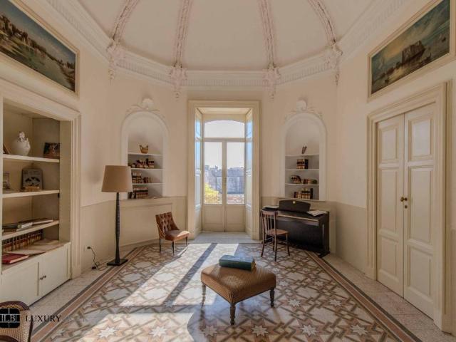 Palazzo in vendita a Puglia, Taranto
