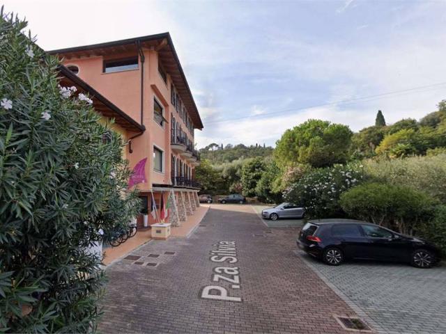 Palazzo in vendita a Pieve Vecchia, Manerba Del Garda