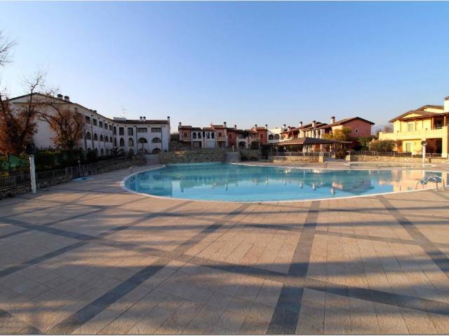 Palazzo in vendita a Manerba Del Garda, Lombardia