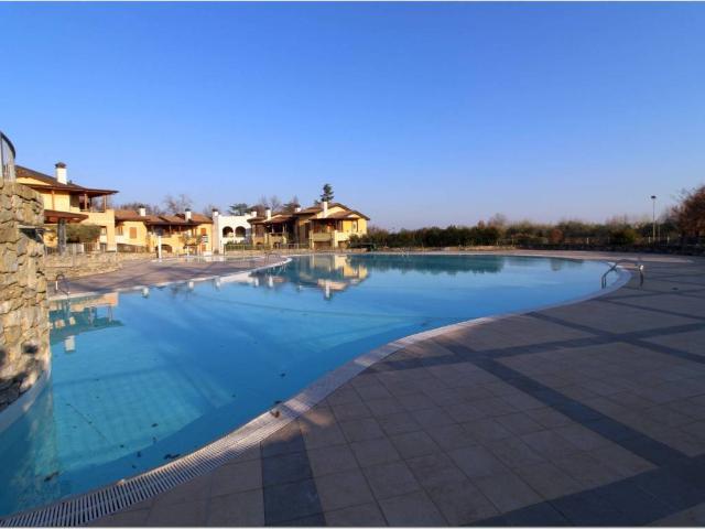 Palazzo in vendita a Manerba Del Garda, Lombardia