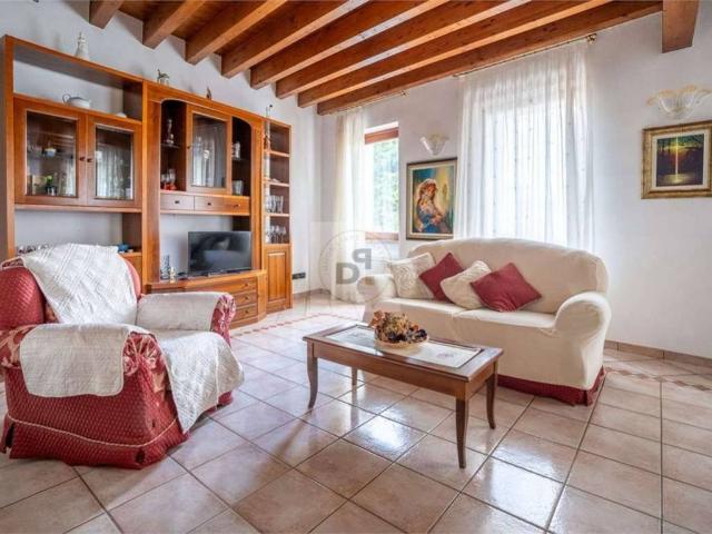 Palazzo in vendita a Gardoncino, Manerba Del Garda