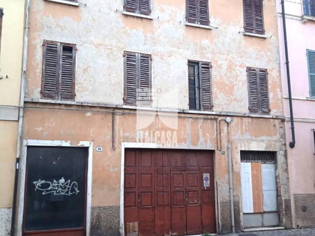Palazzo in vendita a Fiera-Catena, San Giorgio Di Mantova