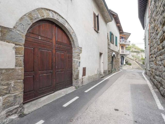 Palazzo in vendita a Prezzate, Mapello