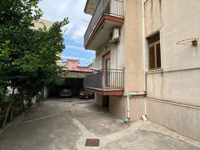 Palazzo in vendita a Faibano di Marigliano, Marigliano