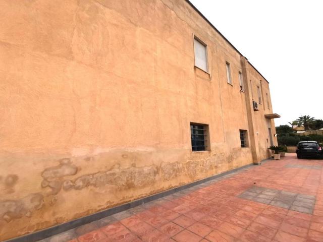 Palazzo in vendita a Casabianca, Marsala