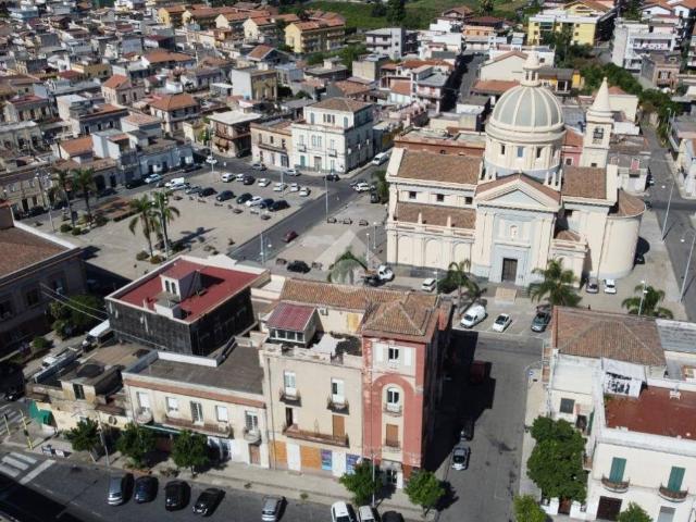 Palazzo in vendita a Mascali, Sicilia