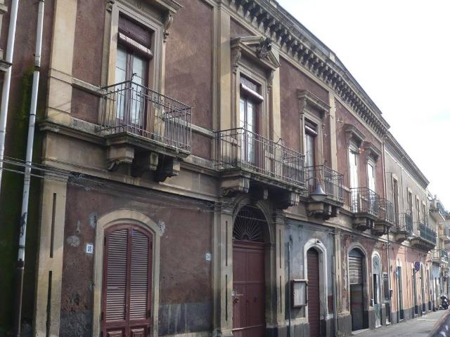 Palazzo in vendita a Mascalucia, Sicilia