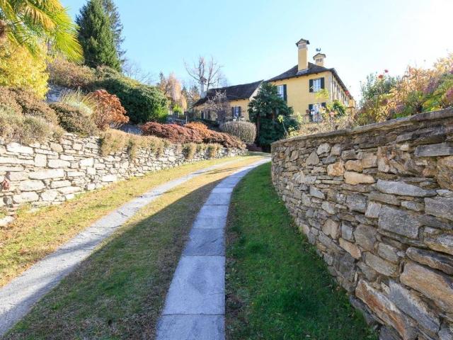 Palazzo in vendita a Piemonte, Verbano-cusio-ossola