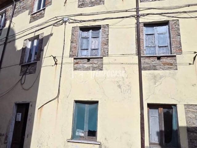 Palazzo in vendita a Casette, Marina Di Massa