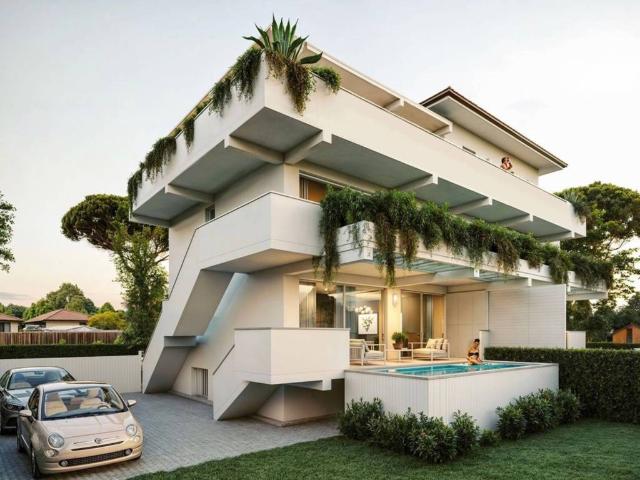 Palazzo in vendita a Marina di Massa, Marina Di Massa
