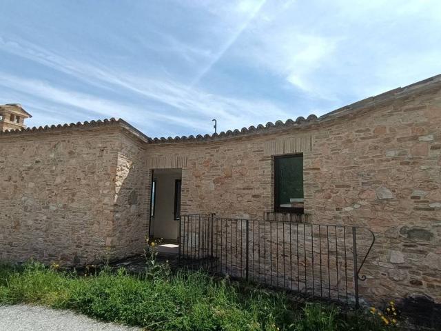 Palazzo in vendita a Marche, Macerata
