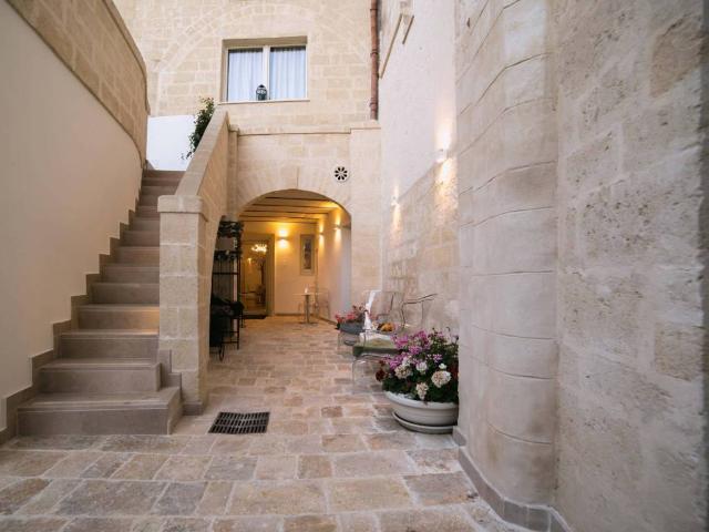Palazzo in vendita a Rioni Sassi, Matera