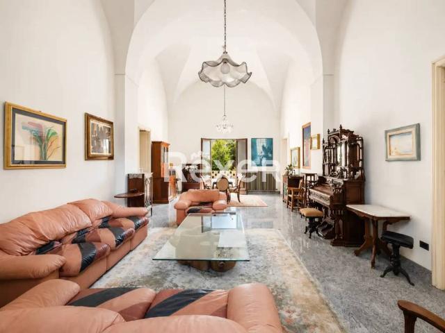 Palazzo in vendita a Puglia, Lecce