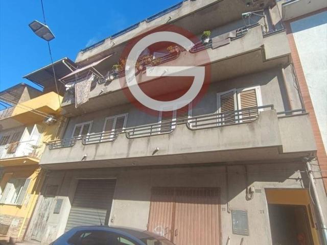 Palazzo in vendita a Calabria, Reggio Calabria