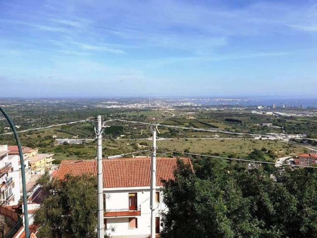 Palazzo in vendita a Melilli, Sicilia