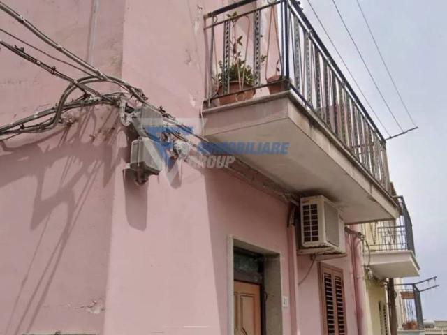 Palazzo in vendita a Melilli, Sicilia