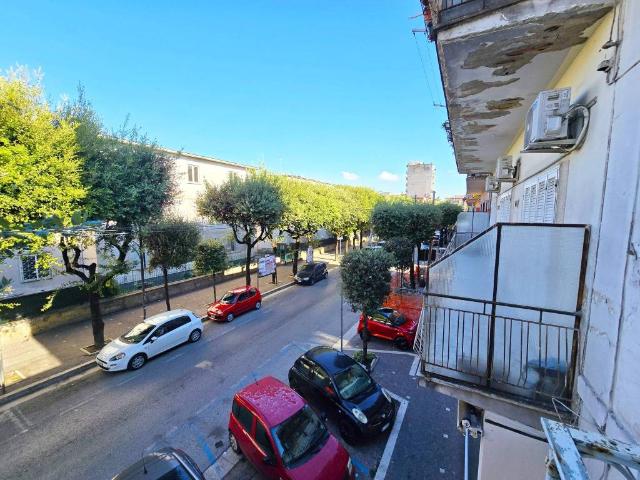 Palazzo in vendita a Melito Di Napoli, Napoli