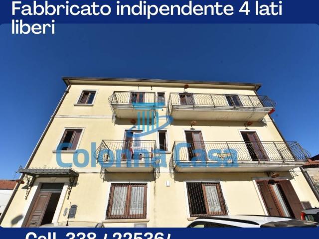 Palazzo in vendita a Mercato San Severino, Campania