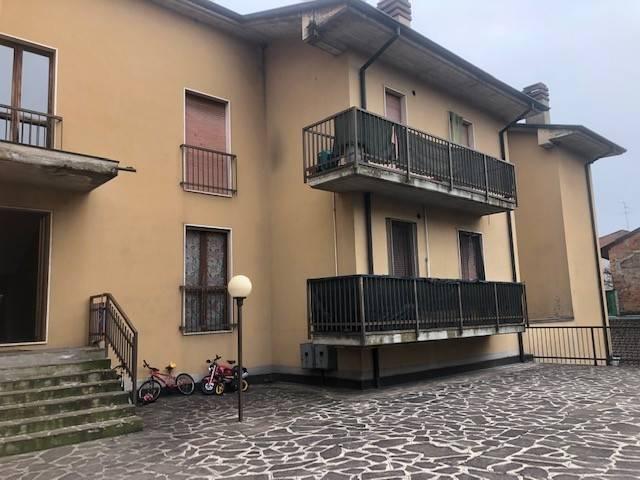 Palazzo in vendita a Merlino, Lombardia