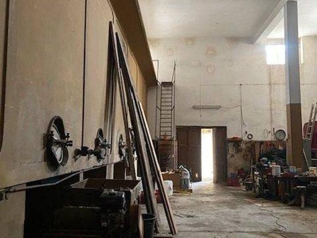 Palazzo in vendita a Puglia, Brindisi