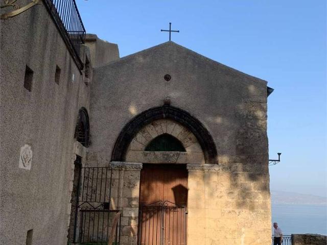 Palazzo in vendita a I Circoscrizione, Messina