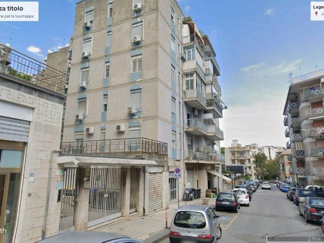 Palazzo in vendita a IV Circoscrizione, Messina